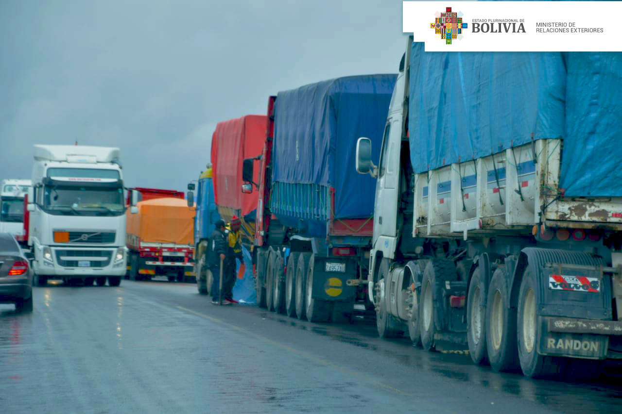 El tránsito de carga boliviana es regular en pasos fronterizos con Chile